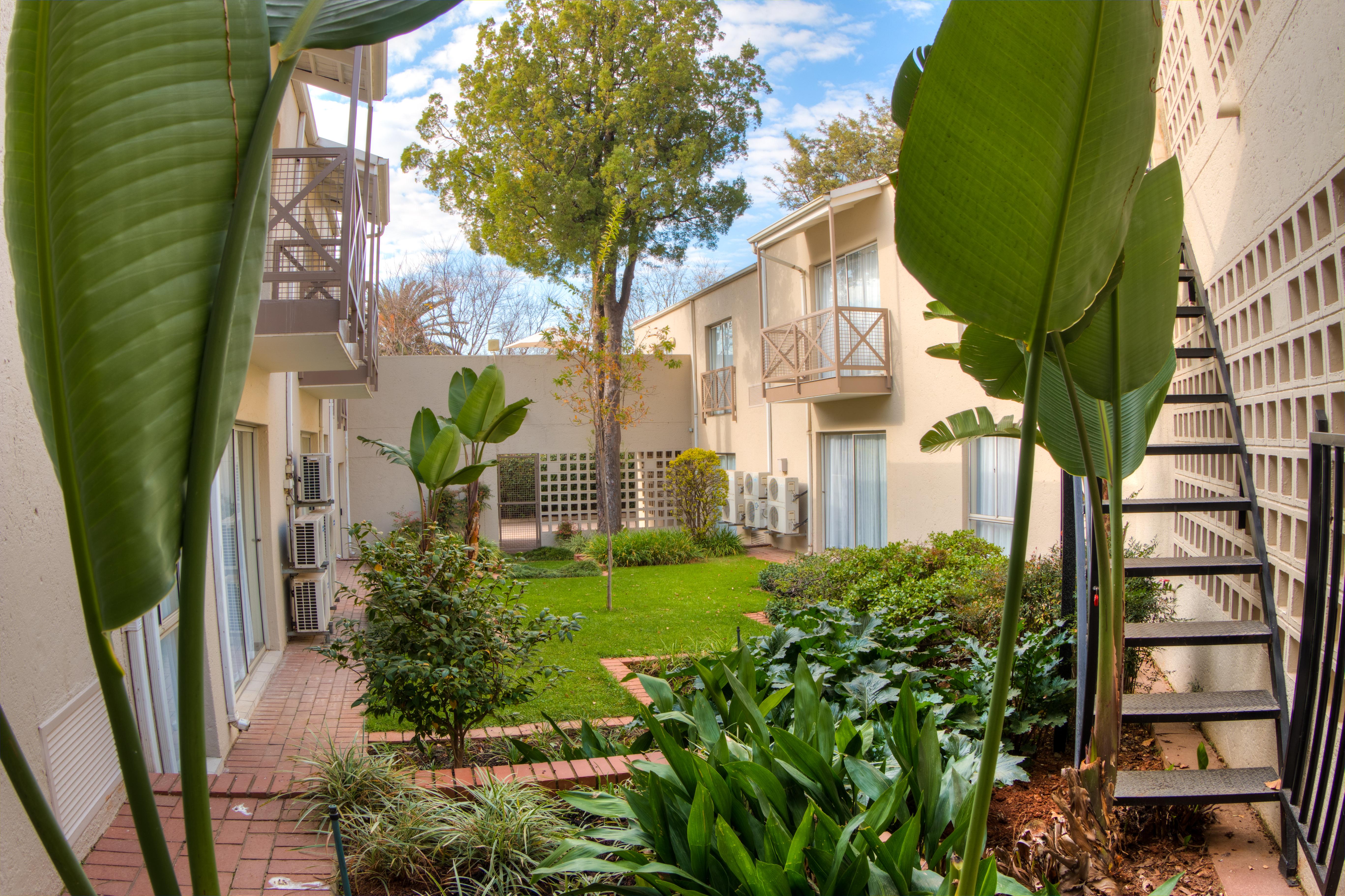 יוהנסבורג Courtyard Hotel Sandton מראה חיצוני תמונה