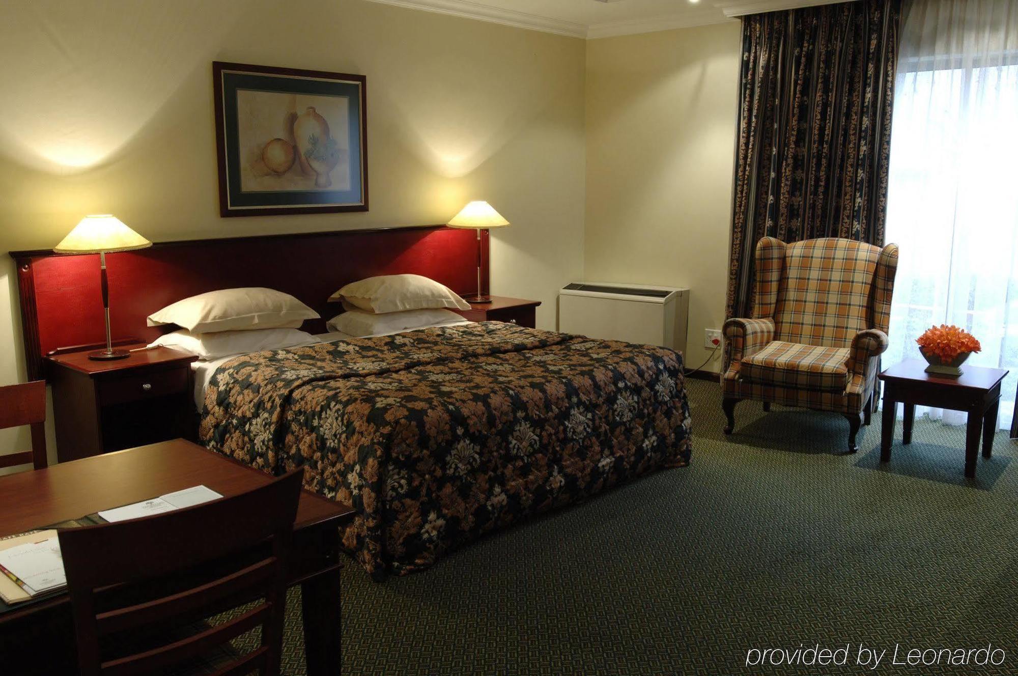 יוהנסבורג Courtyard Hotel Sandton מראה חיצוני תמונה