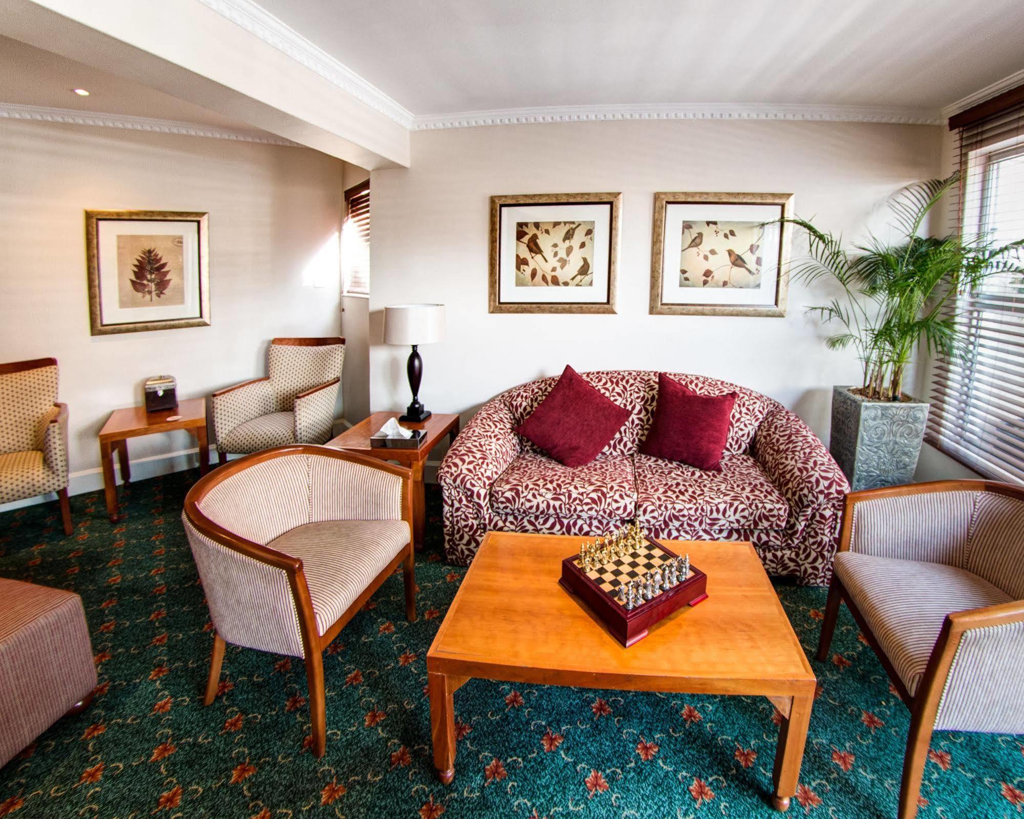 יוהנסבורג Courtyard Hotel Sandton מראה חיצוני תמונה