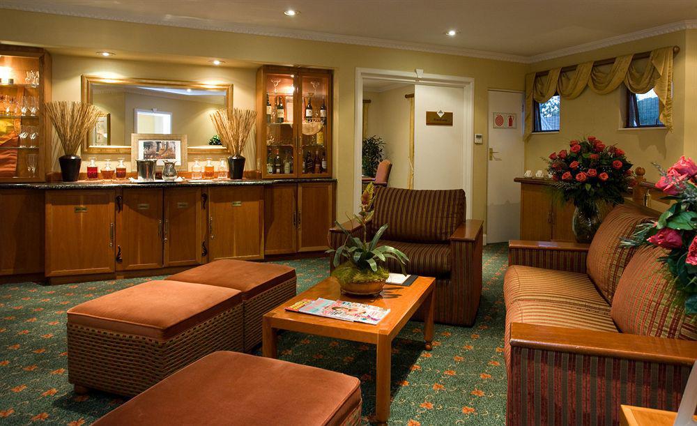 יוהנסבורג Courtyard Hotel Sandton מראה חיצוני תמונה